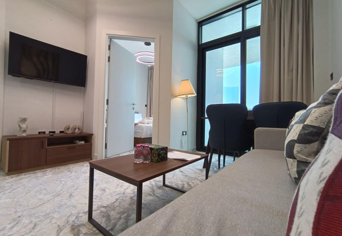 Apartment in Abu Dhabi - Elegant 1br Apt with balcony | Al Maryah Vista 1 
