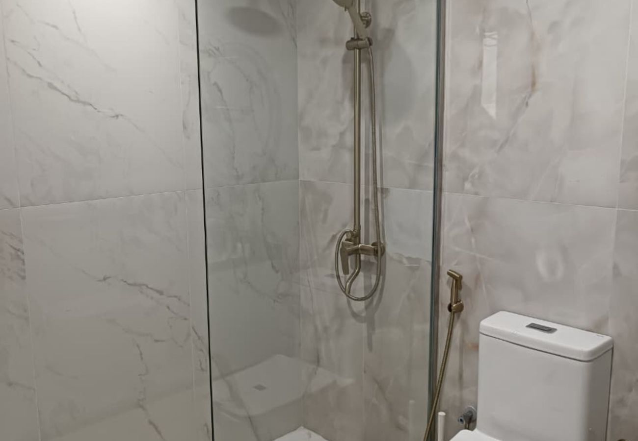 Apartment in Dubai - Fully Furnished 2-Bedroom Apartment in Gemz by Danube | Premium Amenities | Al Furjan