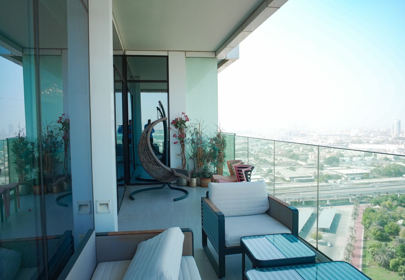 Apartment in Dubai - Modern 3-Bedroom Apartment in Park Gate Residence, Al Kifaf | Brand New & Fully Furnished